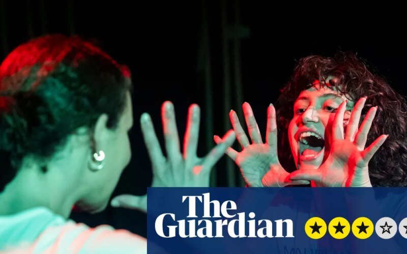 Guidelines Review – Teens try to escape the aftermath of a murder caught on phone | stage