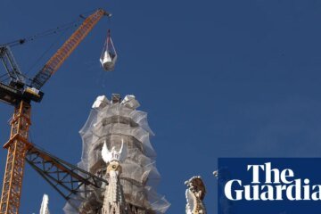 “Joyful day”: laying of the final piece of the central tower of the Sagrada Familia | Barcelona