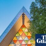 Crazy cartoon! Genius scavenger Shigeru bans building cathedrals and earthquake shelters with paper Build
