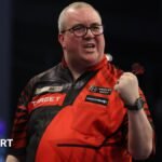 Premier League Darts results: Stephen Ponting beats Gian van Veen to win fourth night in Belfast