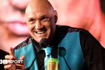 Tyson Fury: The heavyweight will not have a coach or nutritionist for his rematch against Mahmudov