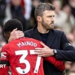 Michael Carrick: Manchester United manager trusts Kobe Maino and his pride in the academy