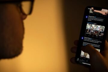 The EU moves to kill infinite scrolling – POLITICO