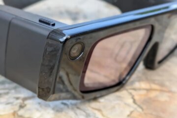 At a critical moment, Snap loses a top spec executive