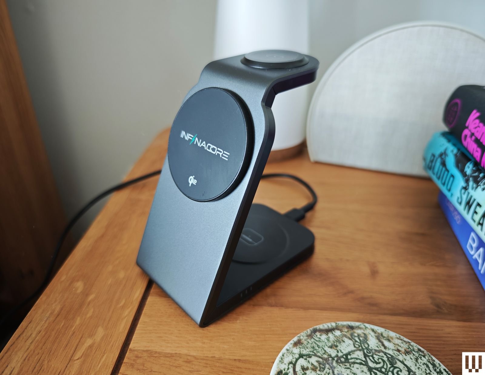 Infinacore T3 Pro Angular Charging Stand Black