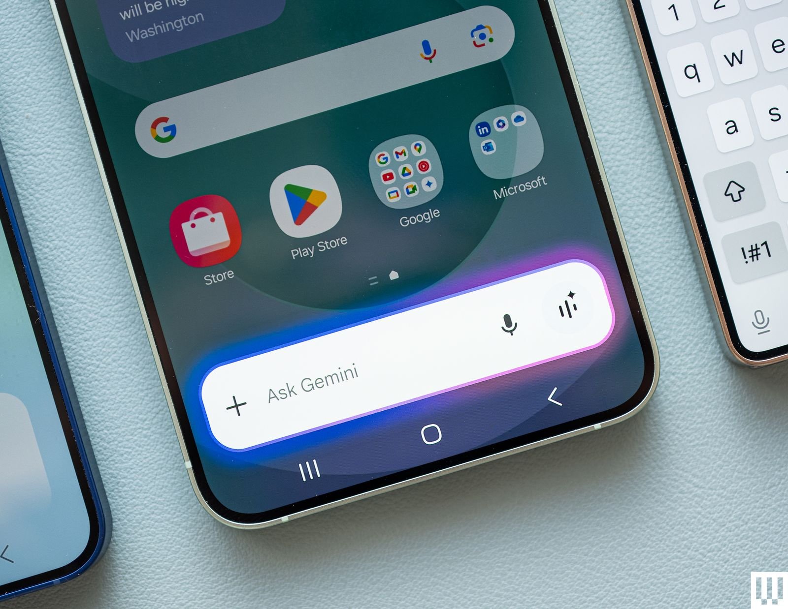A close-up of the Samsung Galaxy S25 screen showing the AI feature called Gemini
