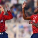 T20 World Cup: England feared by Italy but qualify for Super 8s