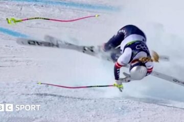 Lindsey Vonn returns to the US after crashing the Winter Olympics