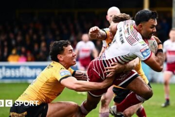 Premier League: Castleford Tigers 16-26 Wigan Warriors