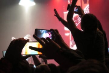 SeatGeek and Spotify are teaming up to offer concert ticket sales within the music platform