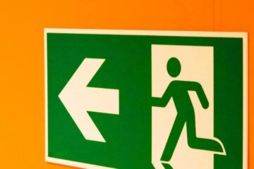 Epstein-linked longevity expert Peter Attia is leaving David Broten, and his startup would not comment