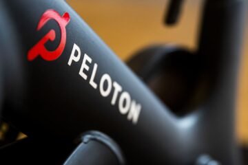Peloton launches Bike and Tread service for gyms