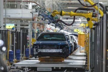 Toyota invests $1 billion to increase US production in Kentucky, Indiana