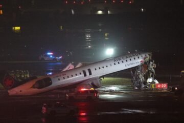 Jazz CRJ9 at New York on Mar 22nd 2026, collision with fire truck on runway