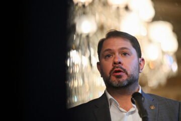 Arizona Senator Gallego endorses Maine Senate candidate Graham Blatner
