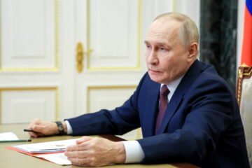 The Kremlin says that Trump made a phone call with Putin to discuss the war on Iran