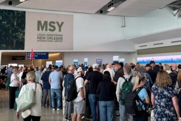 Weekend travelers are facing long waits at some airports during the Department of Homeland Security closure