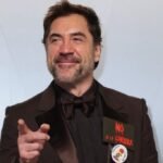 The politically charged awards season ends with calls for peace at the Oscars