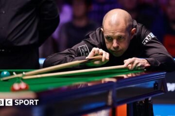 Barry Hawkins defeated Jack Lisowski to win his first Welsh Open title