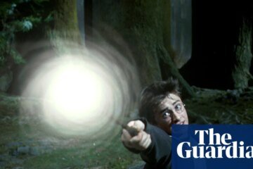 Netflix or Paramount: Who will be the best new owner of Warner Bros? | Warner Bros