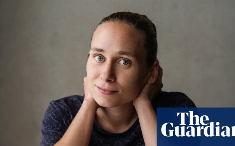 Gloria Doesn’t Speak by Lucy Apps Review – A Tender Portrait of a Woman with Learning Disabilities | books