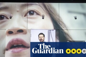 ROI (Return on Investment) Review – The drama of frenetic adventure capitalism is an intoxicating drink | stage