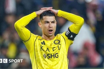 Cristiano Ronaldo travels to Spain to receive treatment for his hamstring