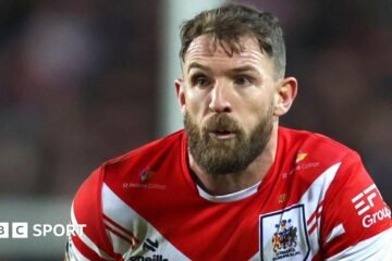 Catalonia Dragons 4-36 St Helens: Darrell Clarke marks 350th Premier League match with two tries to win