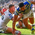 Premier League: Warrington Wolves 72-6 Castleford Tigers
