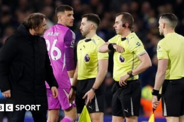 Leeds: Daniel Farke ‘will never run again’ after red card