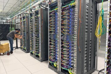 An exclusive tour of Amazon’s Trainium lab, the chip that’s won over Anthropic, OpenAI, even Apple 