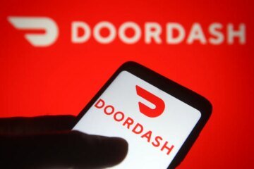DoorDash is launching a new “To Do” app that pays couriers to send AI training videos