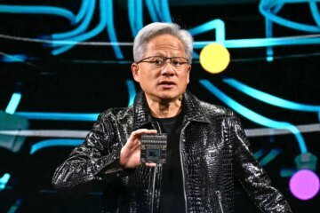 Jensen Huang says Nvidia is pulling out of OpenAI and Anthropic, but his explanation raises more questions than it answers