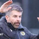Aberdeen have given permission to speak to St Mirren’s Stephen Robinson