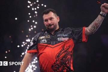 Premier League Darts 2026 results: Johnny Clayton defeats Luke Humphreys