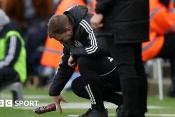 Newcastle 2-3 Everton: Déjà vu for Eddie Howe after another Premier League defeat